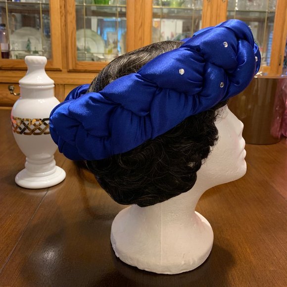 Hat - Picture 2 of 4